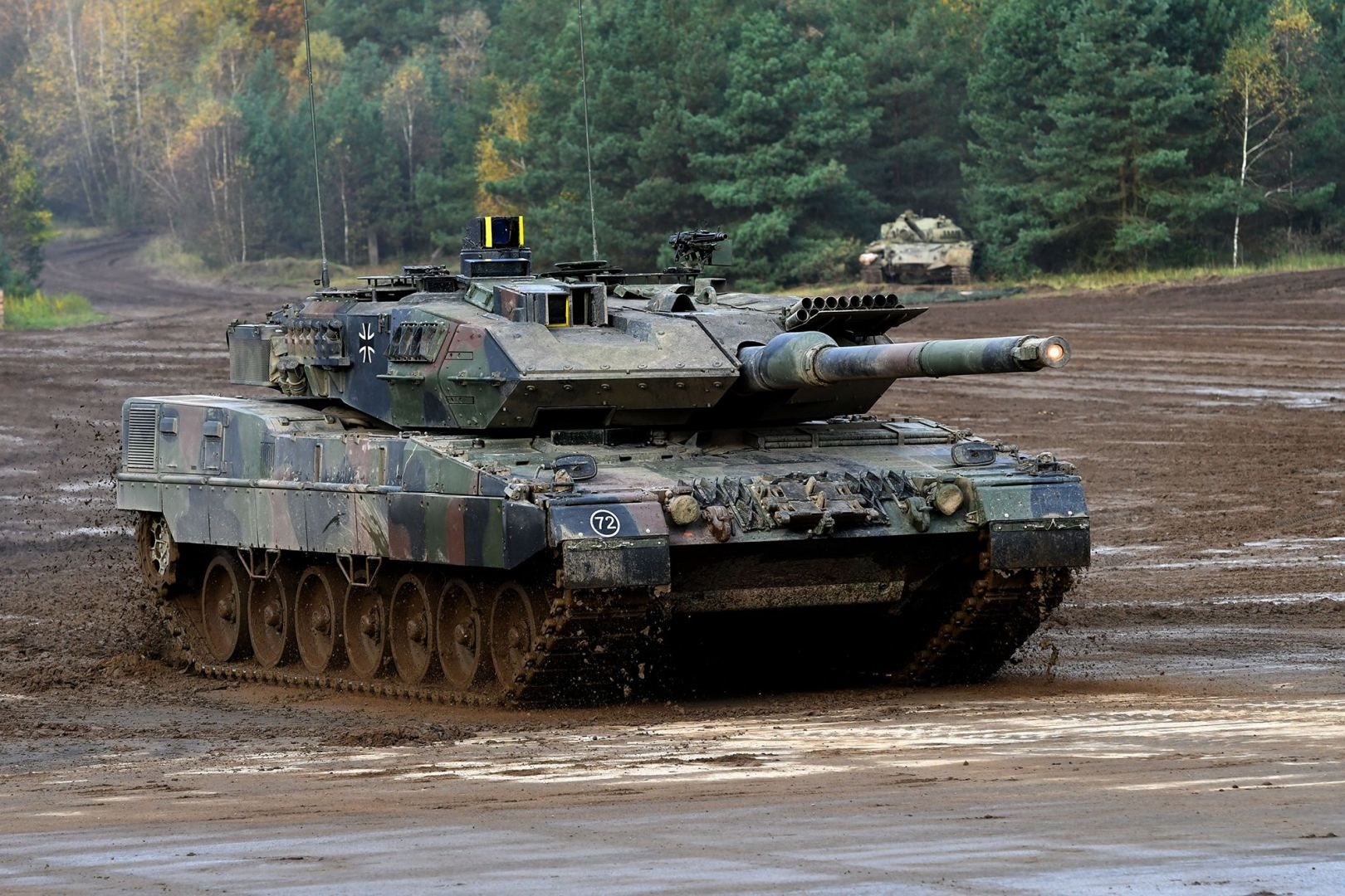 Norway to send Leopard tanks to Ukraine