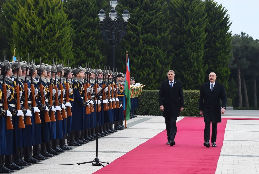 Official welcoming ceremony held for Romanian president [PHOTO/VIDEO]