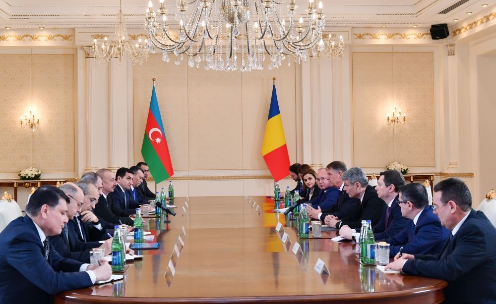 Azerbaijani, Romanian presidents hold meeting in expanded format [PHOTO/VIDEO] - Gallery Image