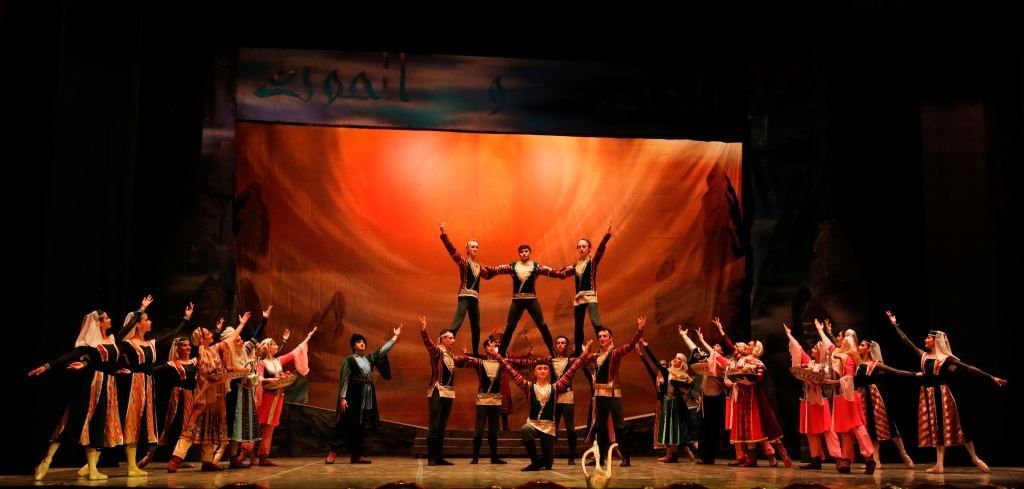 "Love and Death" ballet astonishes Baku audience [PHOTO]