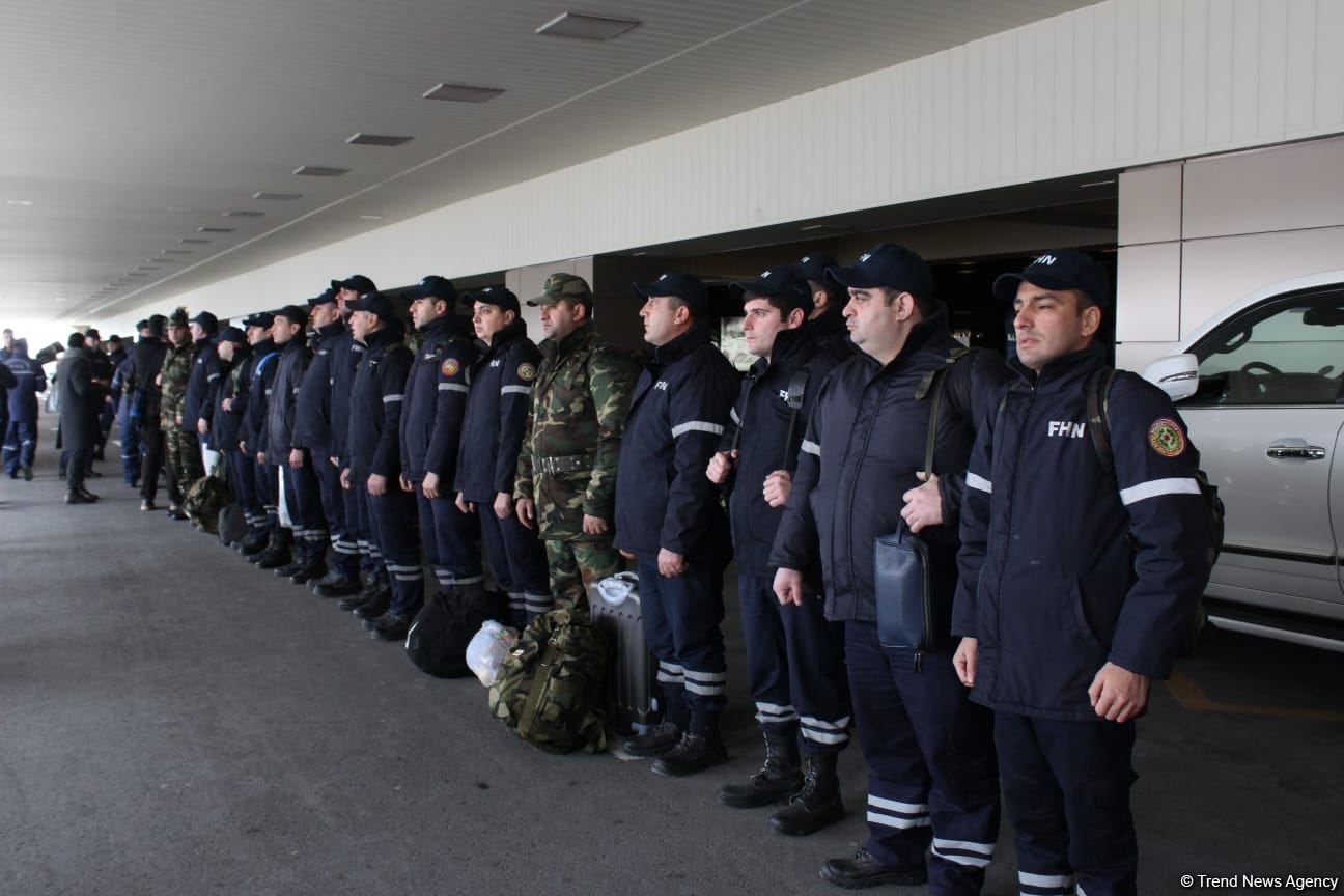 Azerbaijani dispatches 420 rescuers to quake-hit regions of Turkiye [PHOTO]