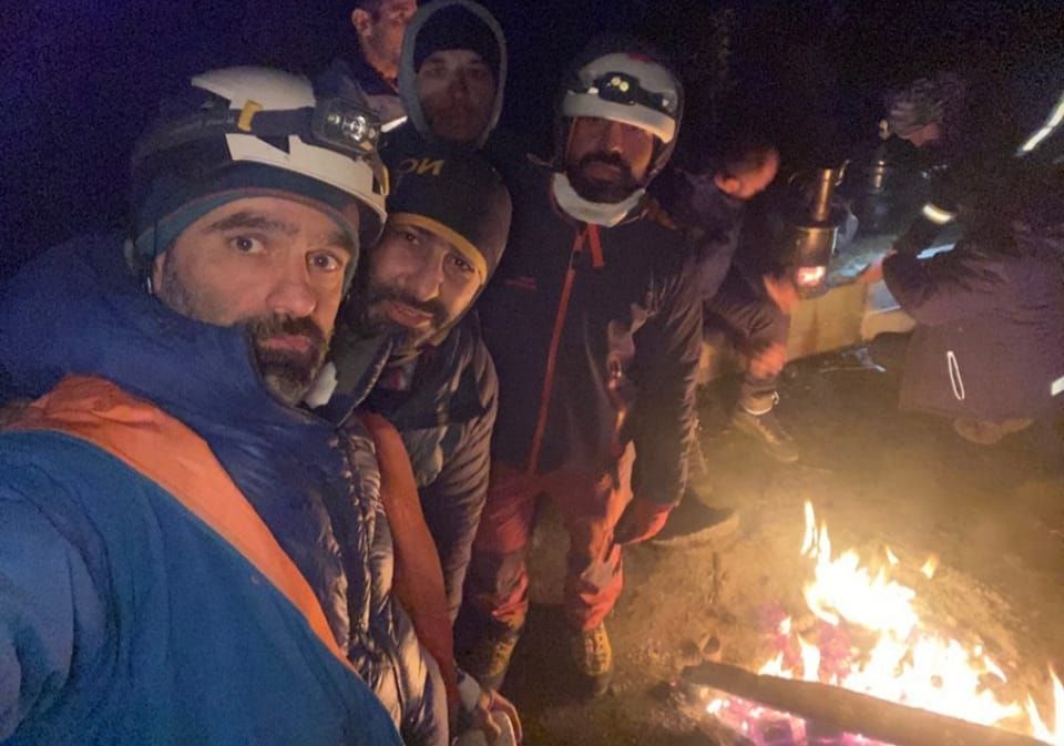 Azerbaijani mountain climbers join rescue mission in Turkiye