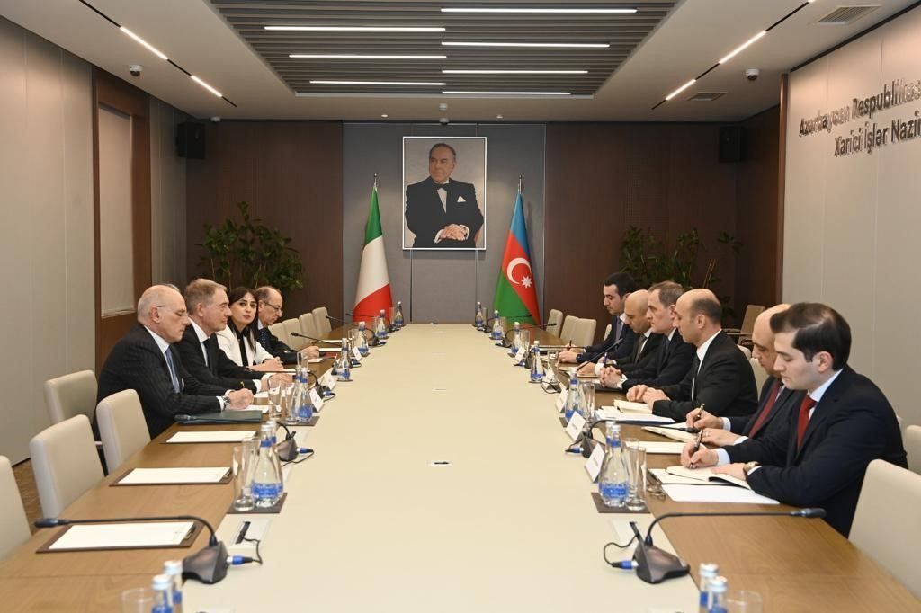 Azerbaijani foreign minister, Italian minister mull energy co-op, bilateral issues [PHOTO]