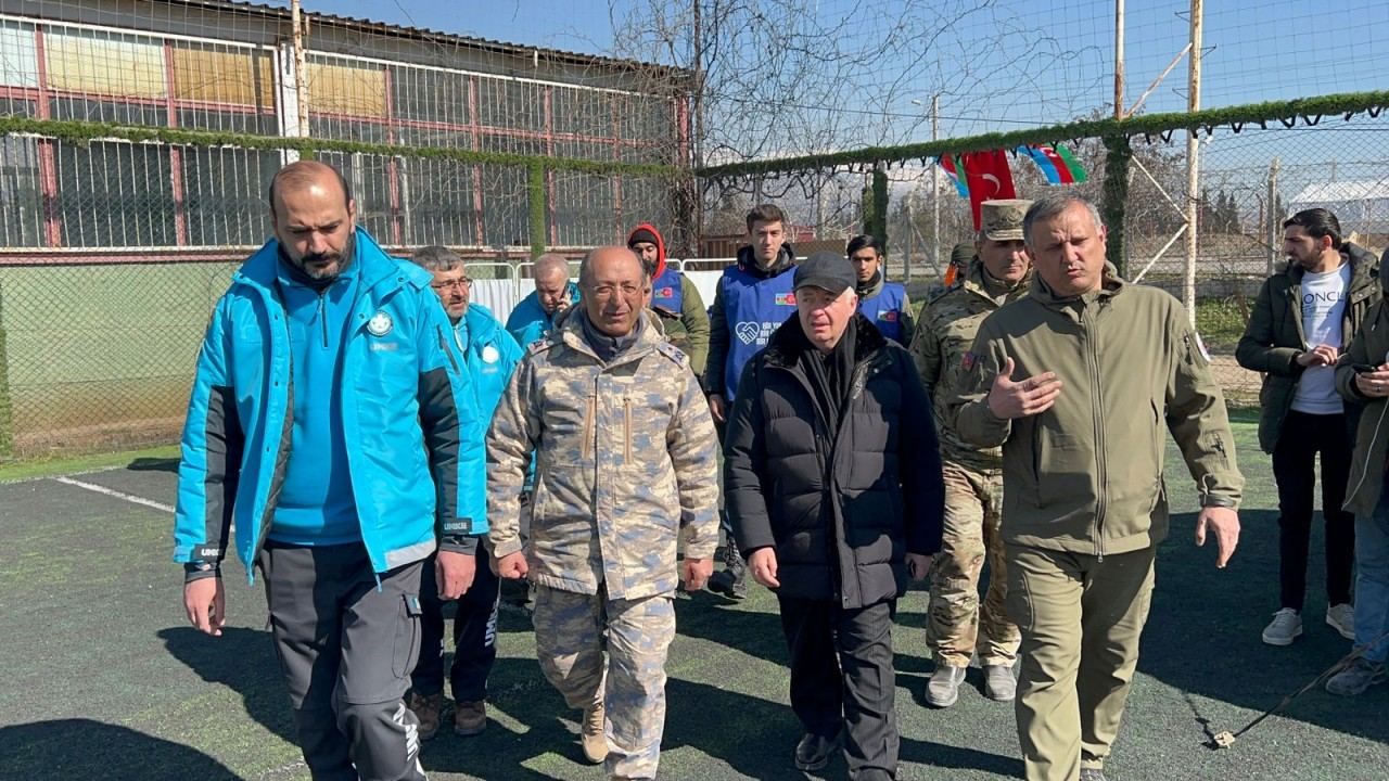 Turkish officials visit Azerbaijani mobile field hospital in quake zone [PHOTO/VIDEO]