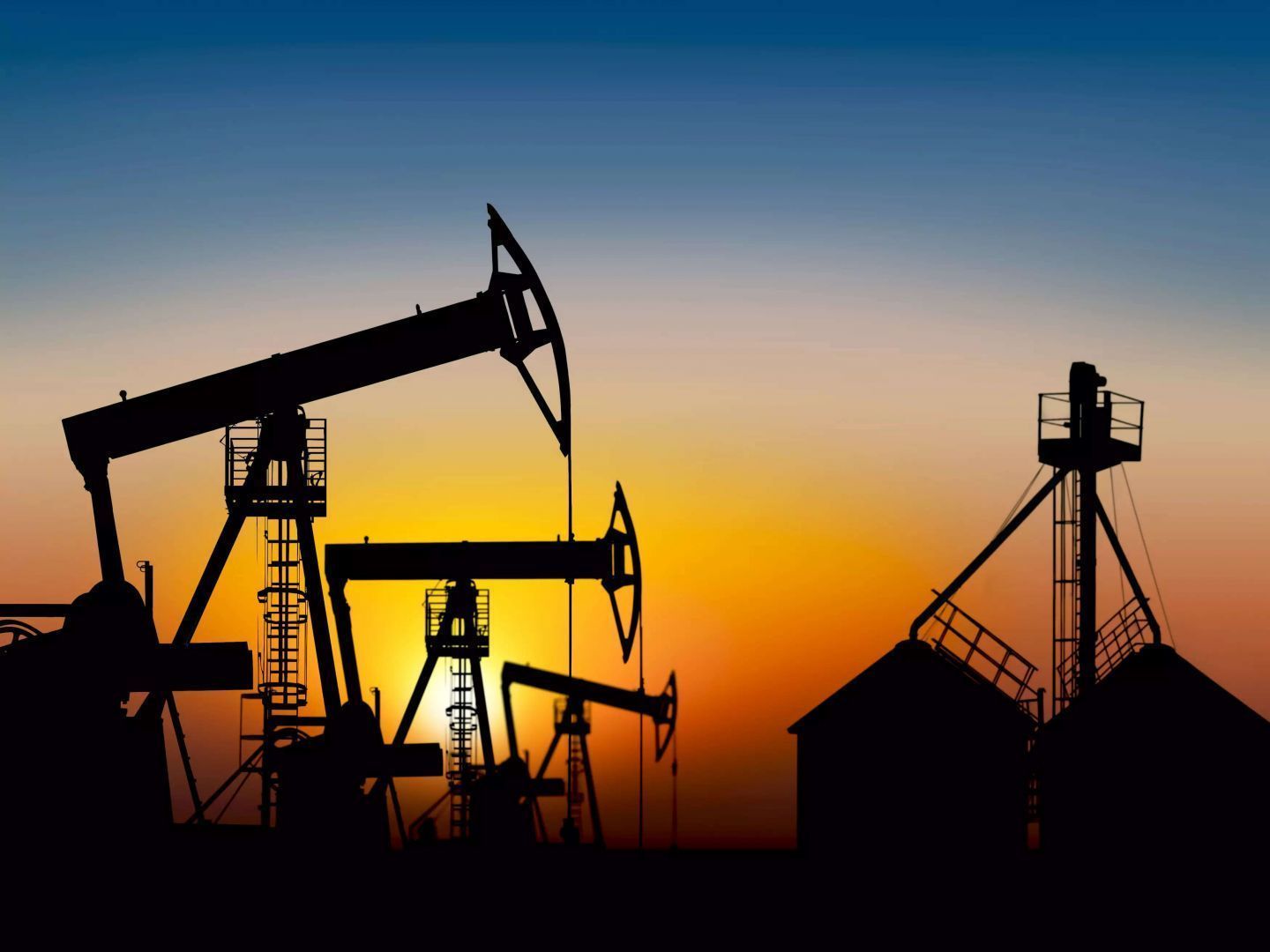 Oil prices close mixed as traders digest recent plunge
