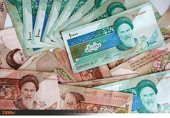 Iranian rial plummets to historic low against USD/Euro