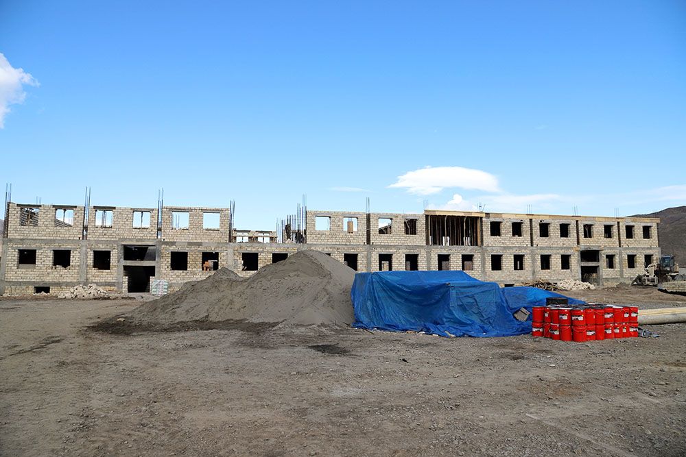 Azerbaijani defence chief inspects construction works in liberated territories [PHOTO/VIDEO] - Gallery Image