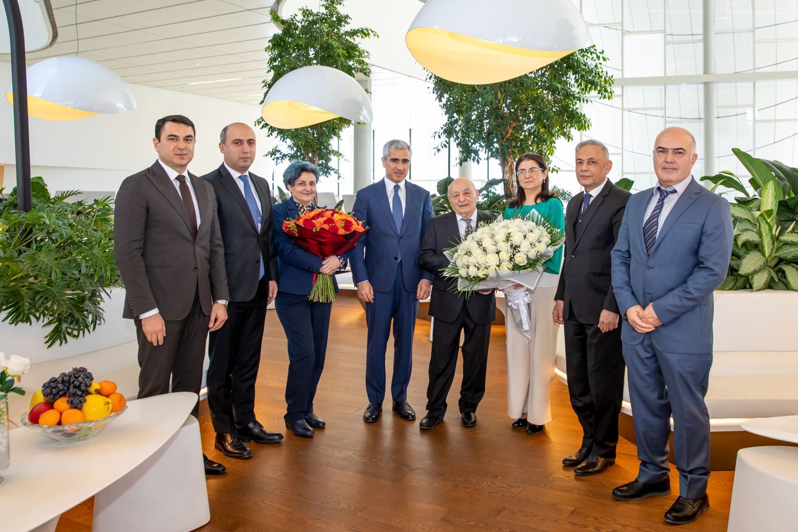 Azerbaijan's famous sculptor awarded at Heydar Aliyev Centre [PHOTO]