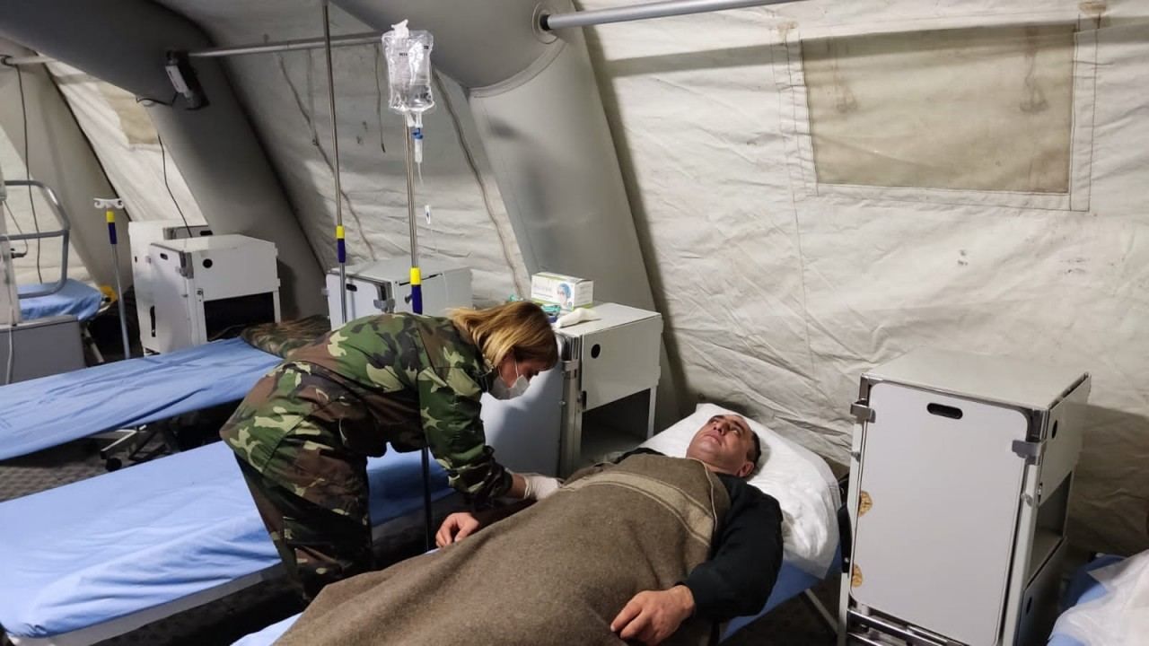 Earthquake victims in Kahramanmaras keep receiving aid from Azerbaijani mobile field hospitals [PHOTO/VIDEO] - Gallery Image