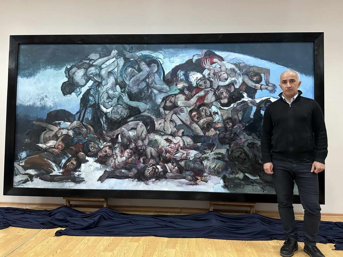 National Art Museum displays large canvas devoted to Khojaly genocide [PHOTO]