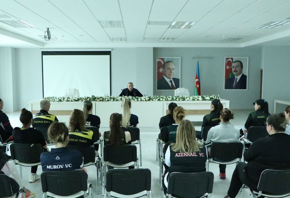 Azerbaijani national team gets ready for Women's European Volleyball Championship