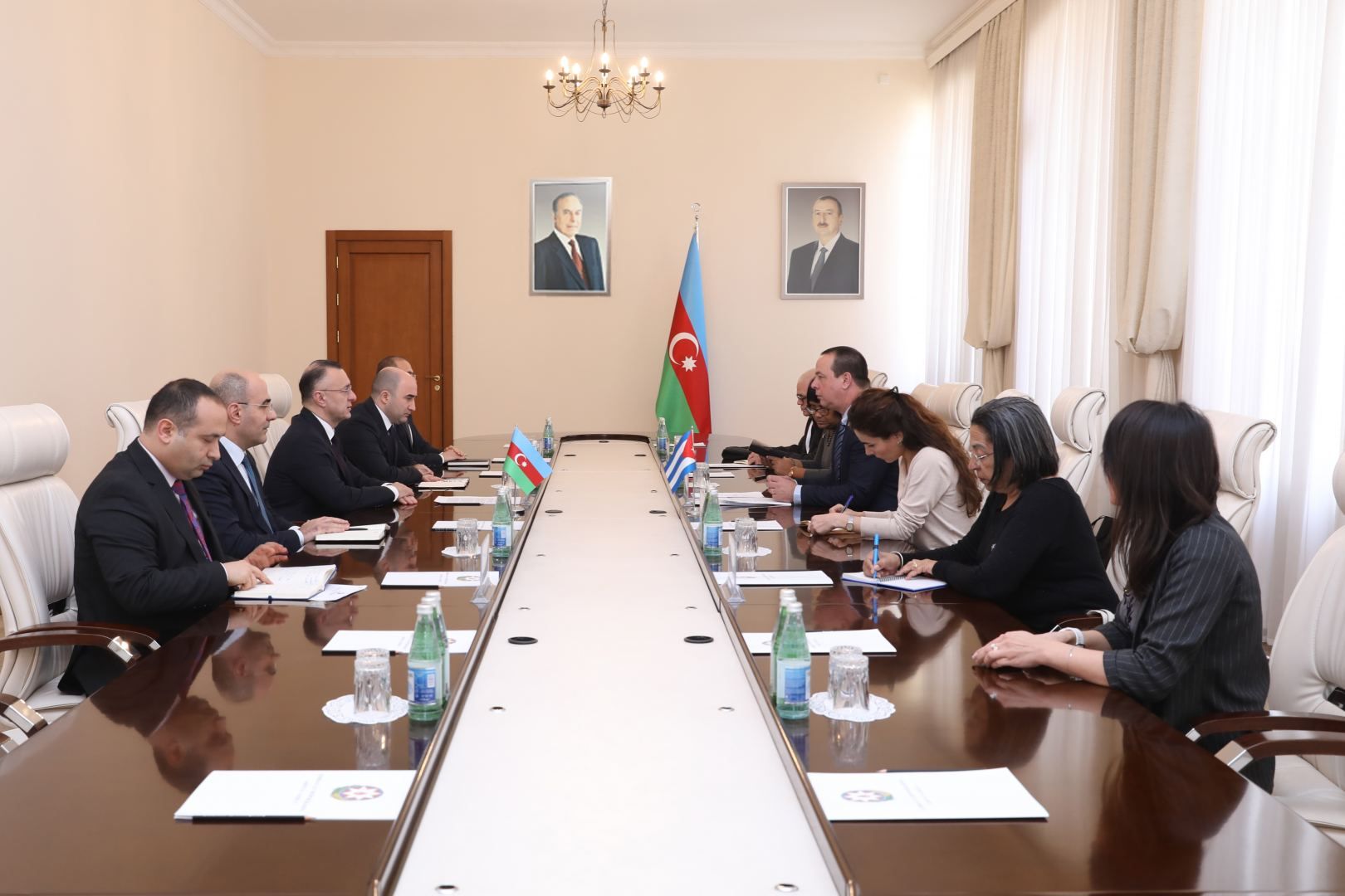 Azerbaijan & Cuba discuss healthcare cooperation within NAM [PHOTO]