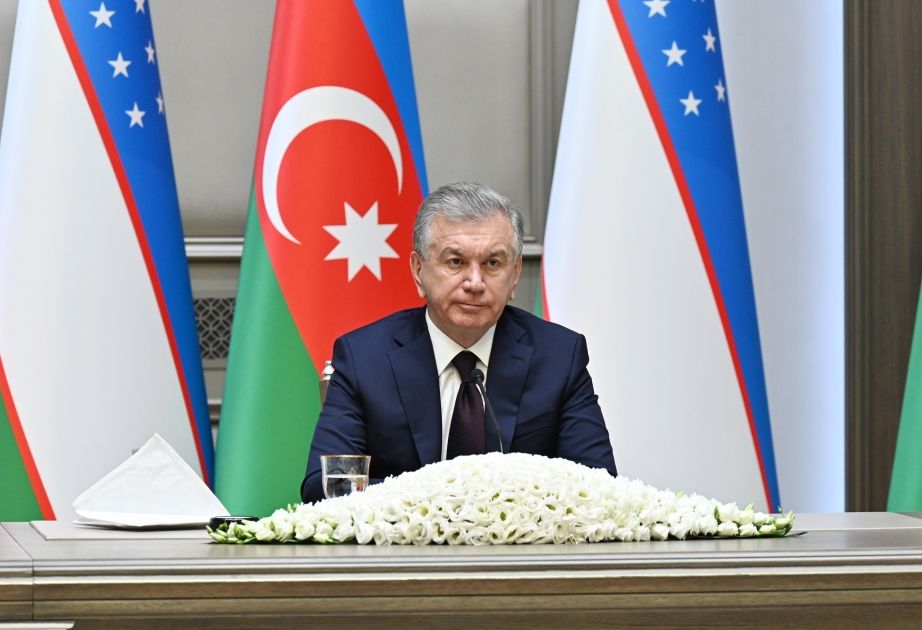 Uzbek president arriving in Azerbaijan for NAM summit