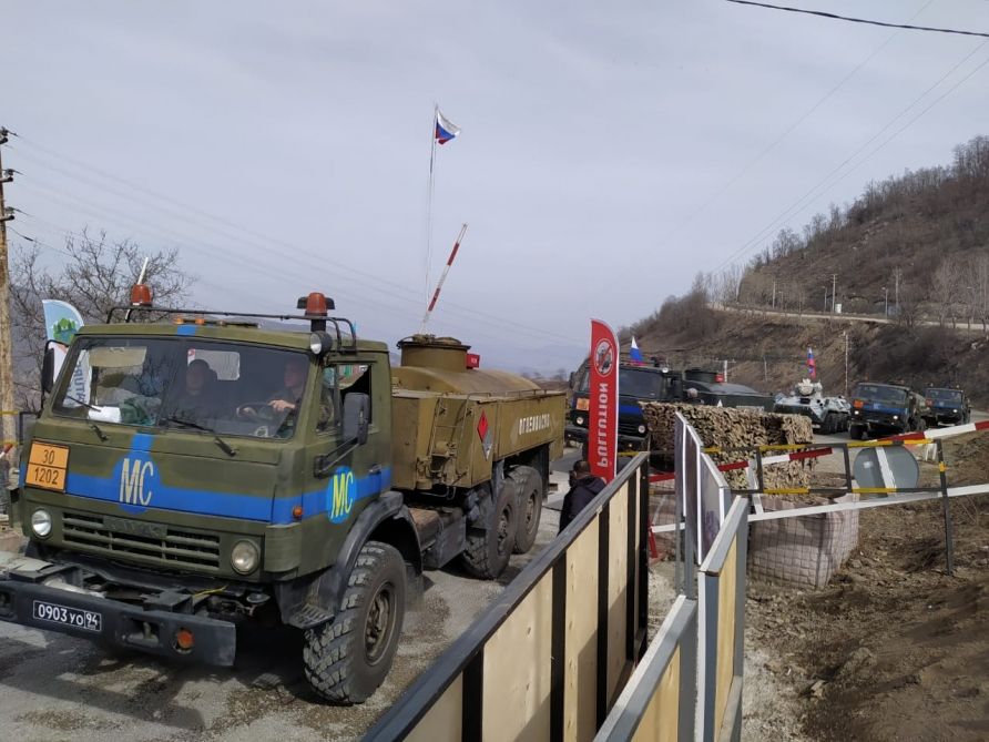 Vehicles of Russian peacekeepers freely pass along Lachin-Khankandi road