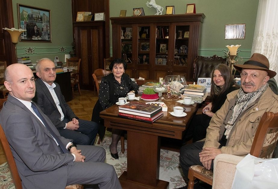 Reza Degati visits National Museum of Azerbaijan History