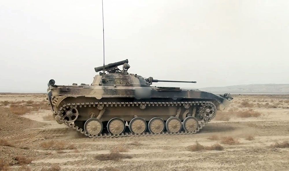 Azerbaijani army IFV crews conduct live-fire training classes [VIDEO]