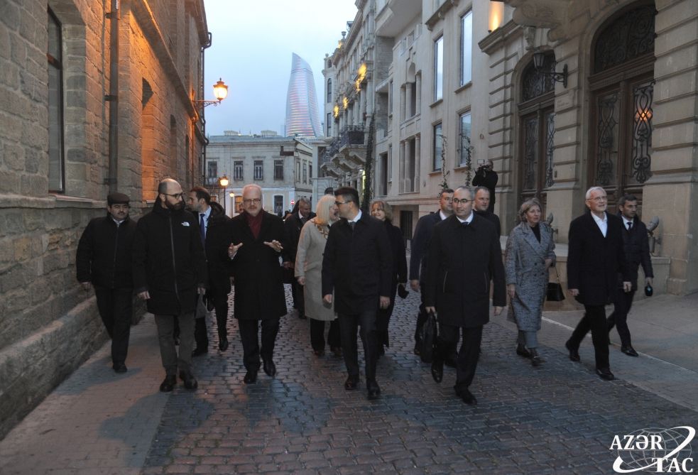 Latvian president visits historic core of Baku city [PHOTOS]