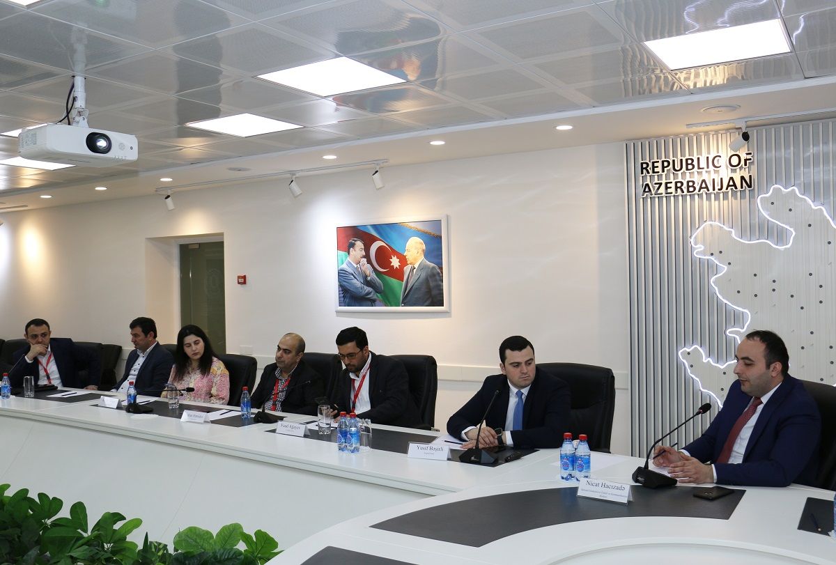 'One Window' Export Support Center organizes meeting with entrepreneurs [PHOTOS]
