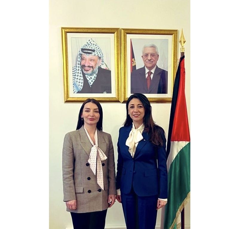 Azerbaijani envoy to France meets colleague from Palestine