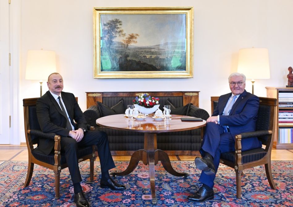 Azerbaijani president meets CEOs in Berlin with an eye on German cutting-edge technology, investment