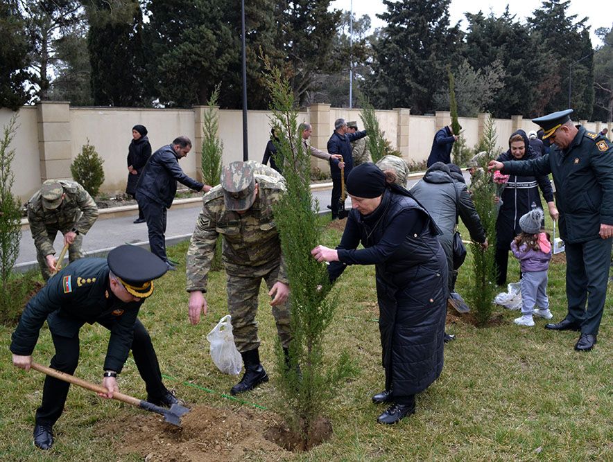 Tree-planting campaign  held within the framework of the "Year of Heydar Aliyev" [PHOTOS] - Gallery Image