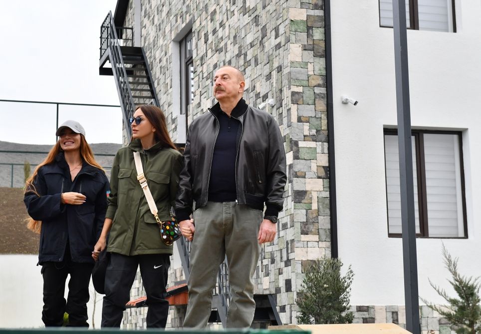 President Ilham Aliyev viewed conditions created at Sugovushan settlement secondary school [PHOTOS/VIDEO] - Gallery Image