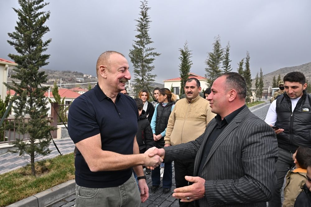 President Ilham Aliyev and First Lady Mehriban Aliyeva viewed progress of works carried out in Talish village
The head of state lit Novruz bonfire in Talish village and congratulated the people of Azerbaijan on the occasion of the holiday [PHOTOS/VIDEO] - Gallery Image