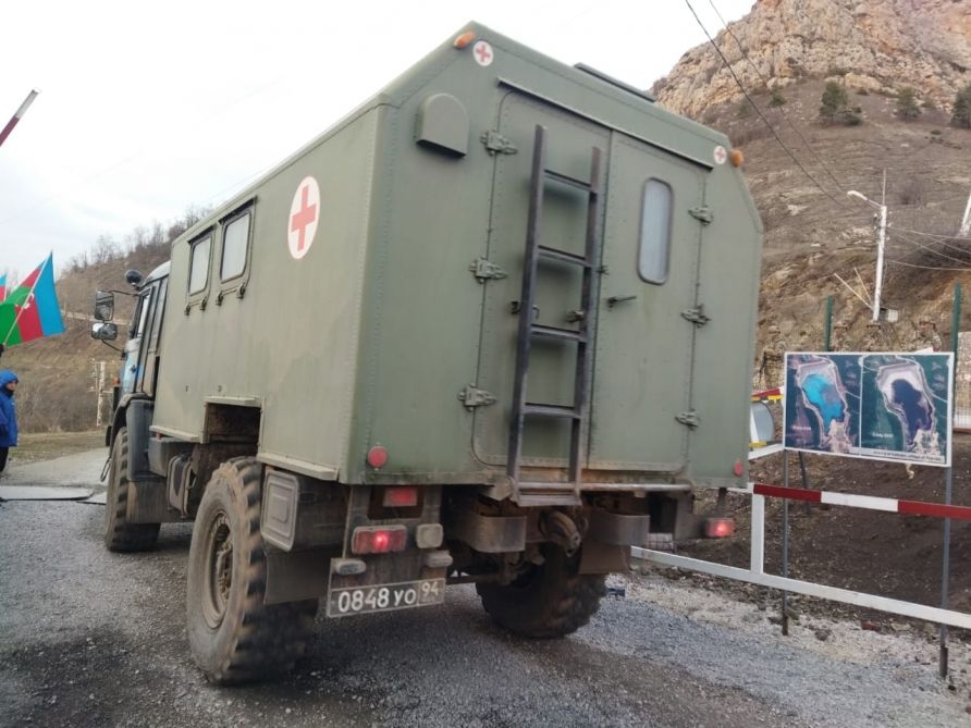 Russian peacekeepers' vehicles freely pass on Lachin-Khankendi road [PHOTOS] - Gallery Image