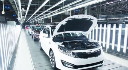 Kia outsells Hyundai Motor in the U.S. for first time