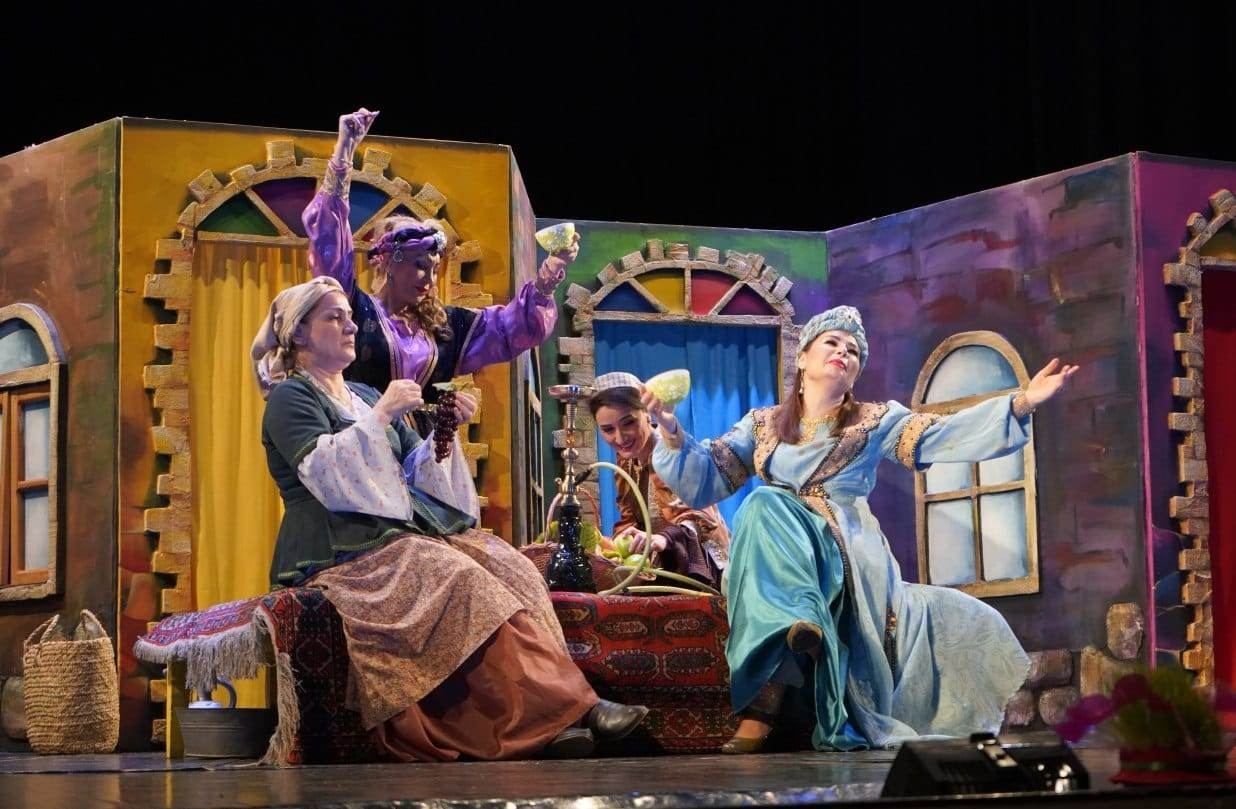 "Molla Nasraddin's Five Wives" play surprise Baku audience [PHOTOS] - Gallery Image