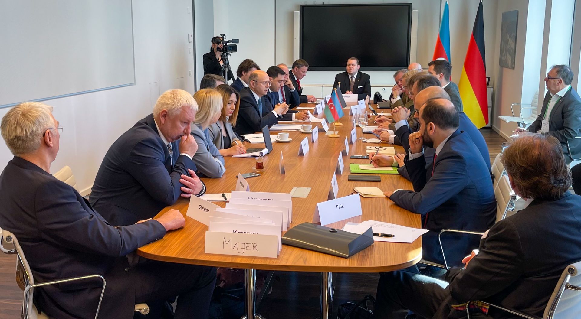 Azerbaijani energy minister mulls energy partnership with over 20 German companies