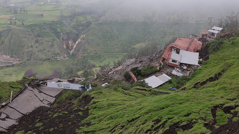 Ecuador landslide death toll rises to 27