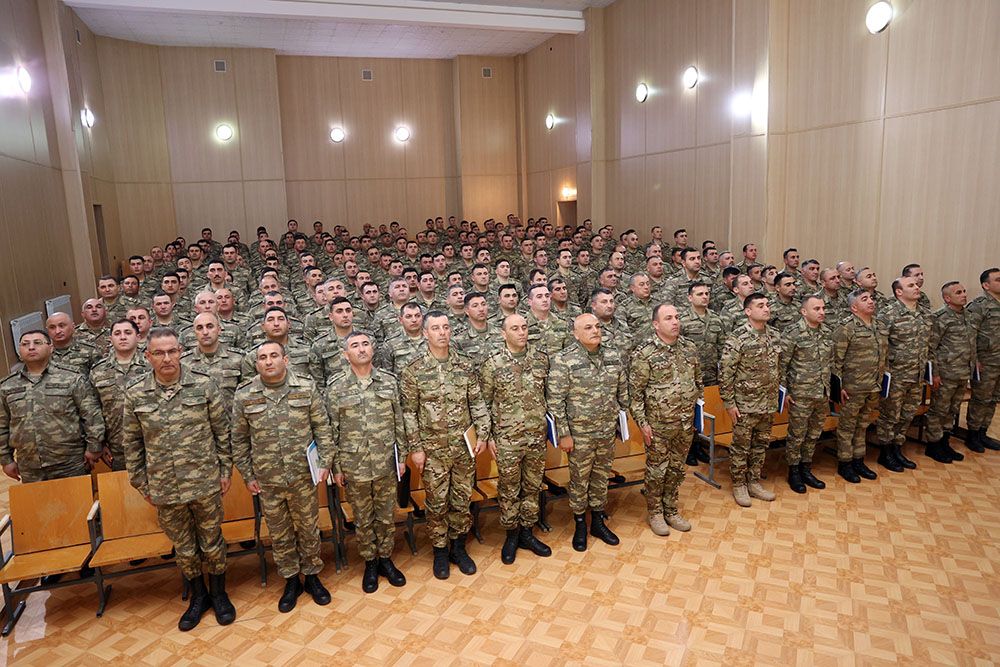 Defense ministry holds meeting on results of combat trainings in first quote of 2023 [PHOTOS]