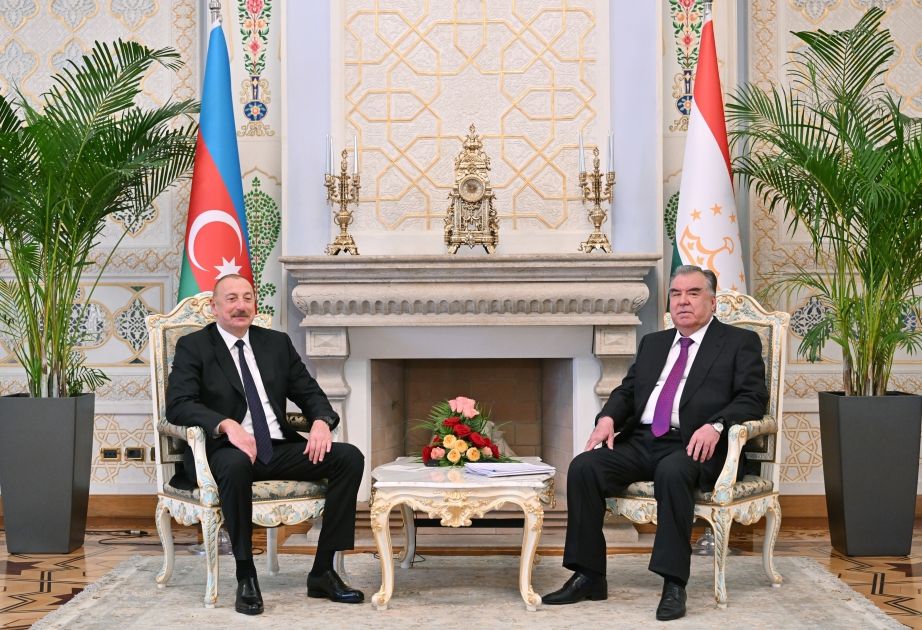 President Ilham Aliyev, President Emomali Rahmon hold one-on-one meeting in Dushanbe [UPDATE]