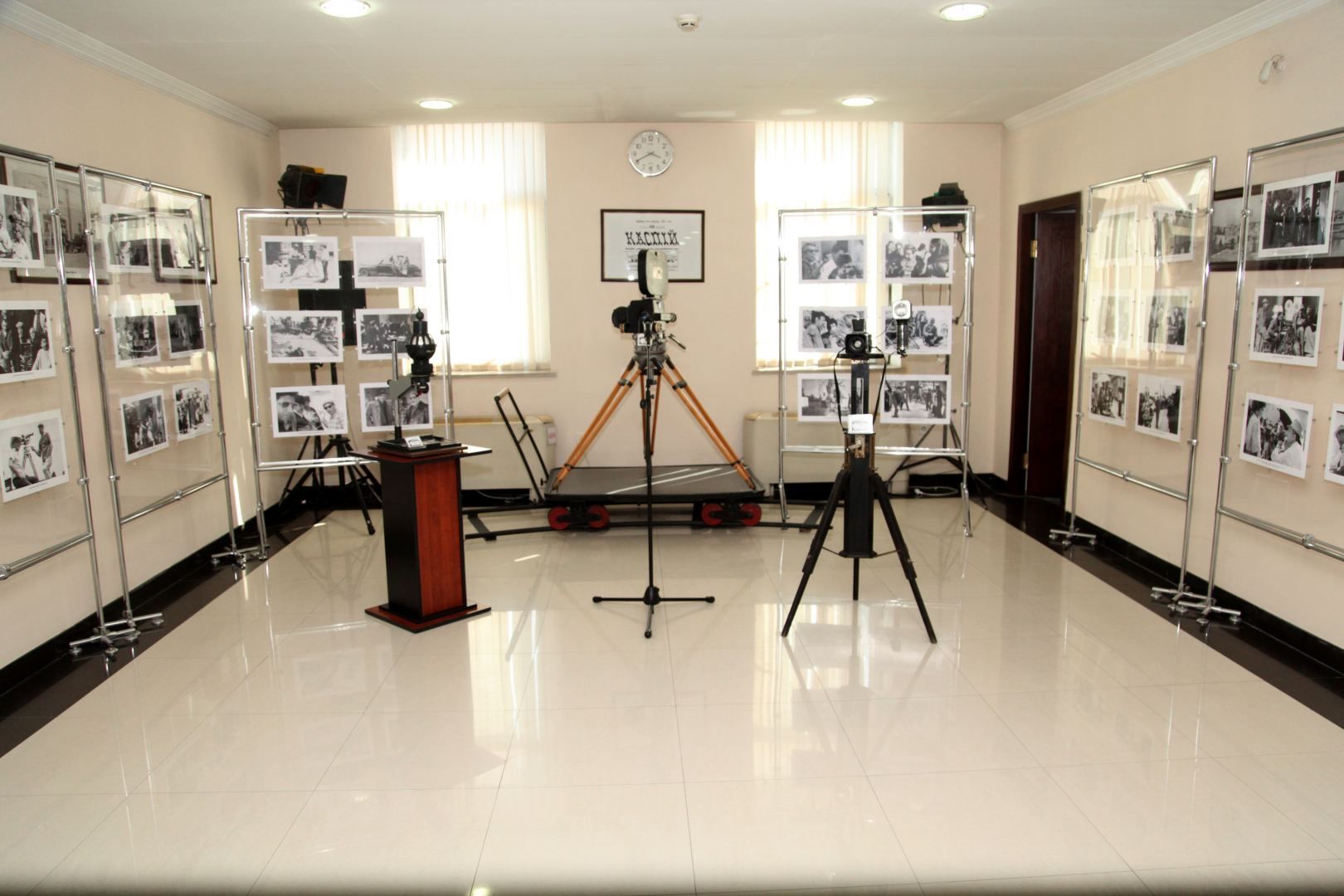 State Film Fund exhibits photographs dedicated to 124th anniversary of Azerbaijani cinema [PHOTOS]