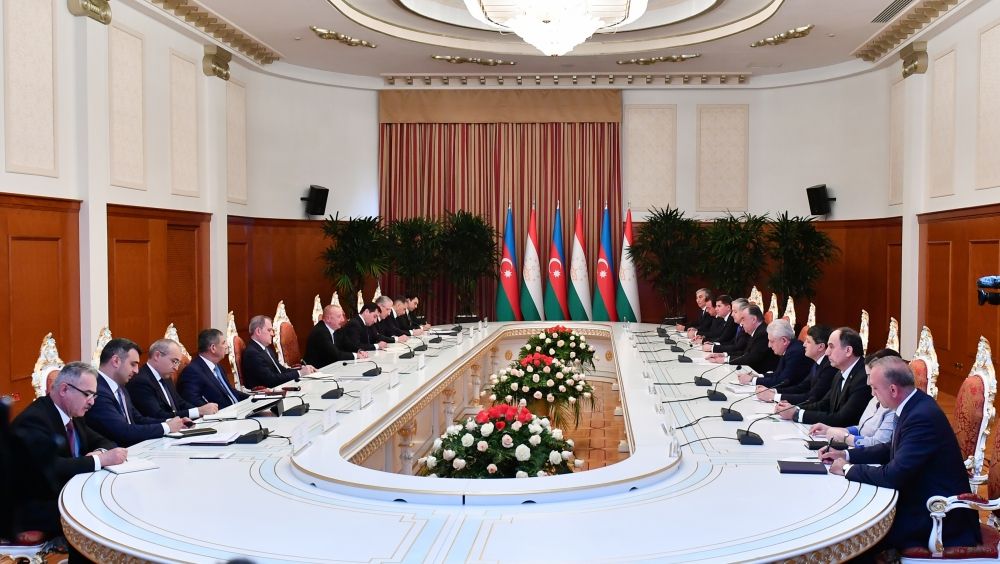 Expanded meeting between President Ilham Aliyev, President Emomali Rahmon kicks off in Dushanbe [UPDATE]