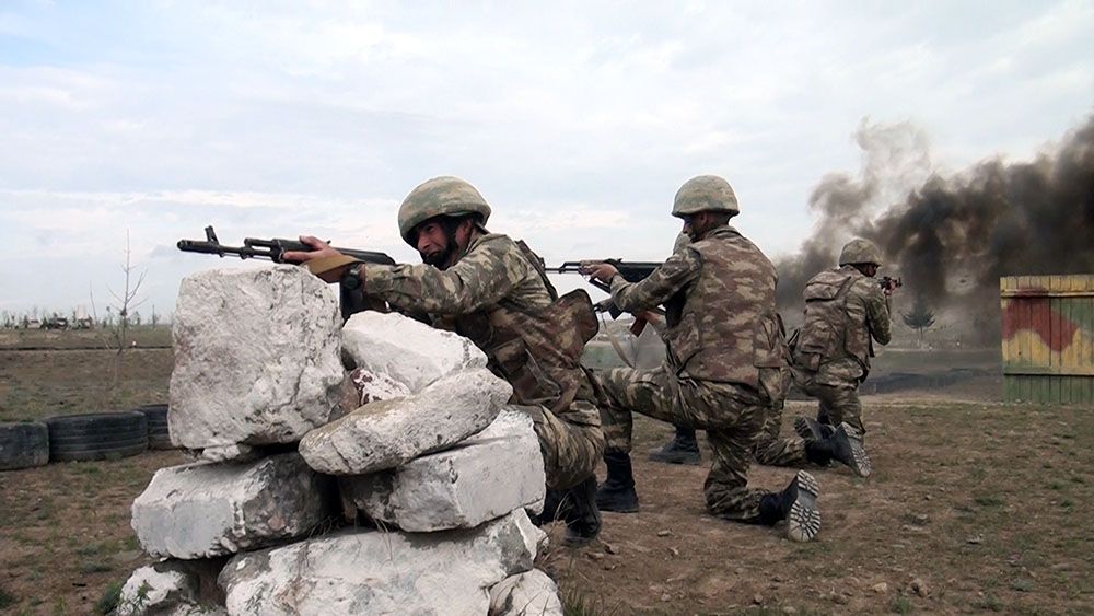 Azerbaijani Def Minister inspects Commando Mountain Training Center [PHOTO/VIDEO] - Gallery Image