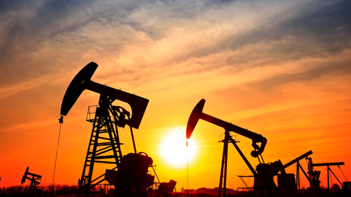 Azeri light oil prices decrease