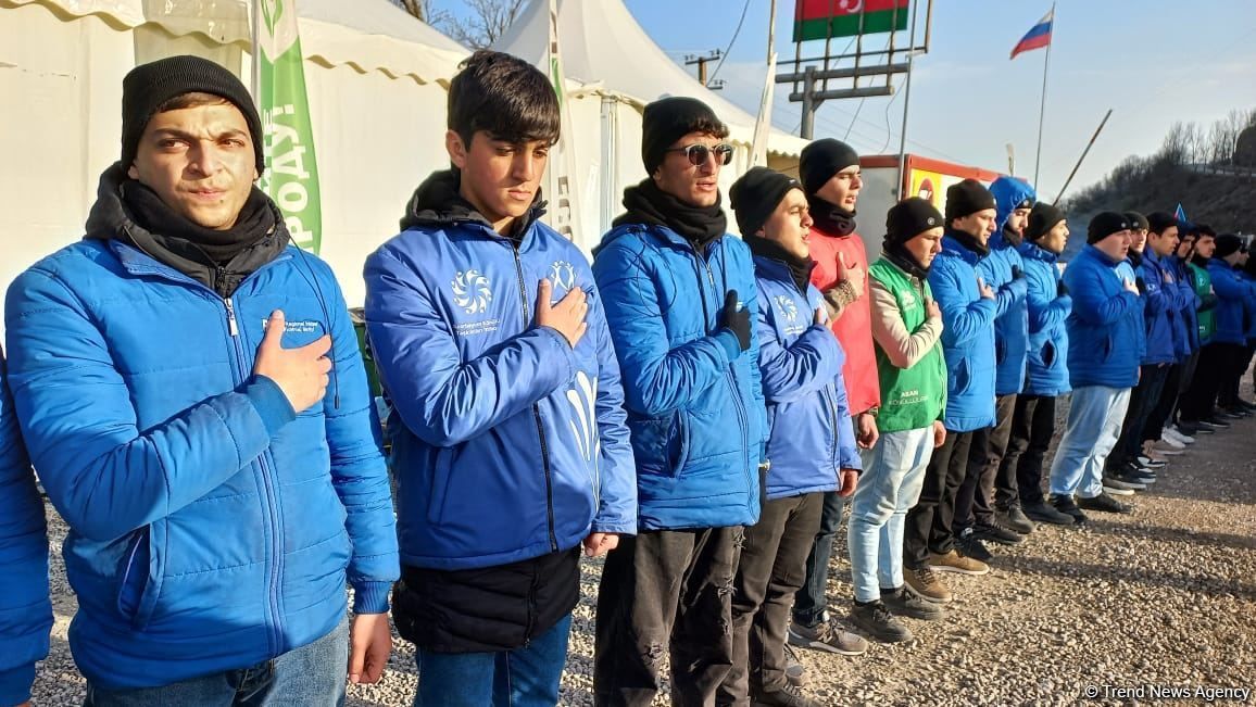 Day 118: Azerbaaijani vigil stands tall on Lachin road