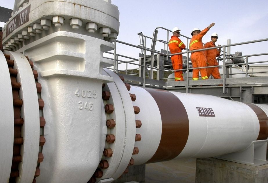 Kazakh oil to be transported through an Azerbaijan offered route