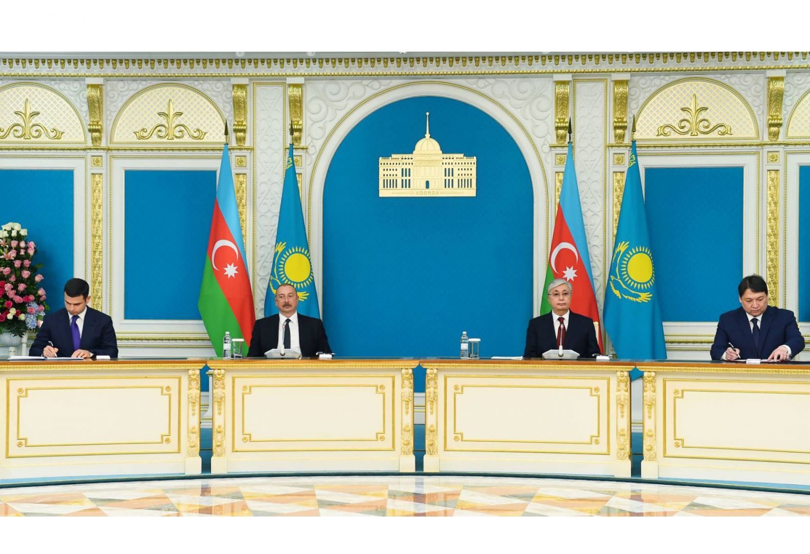 Azerbaijan, Kazakhstan ink MoU on SMEs