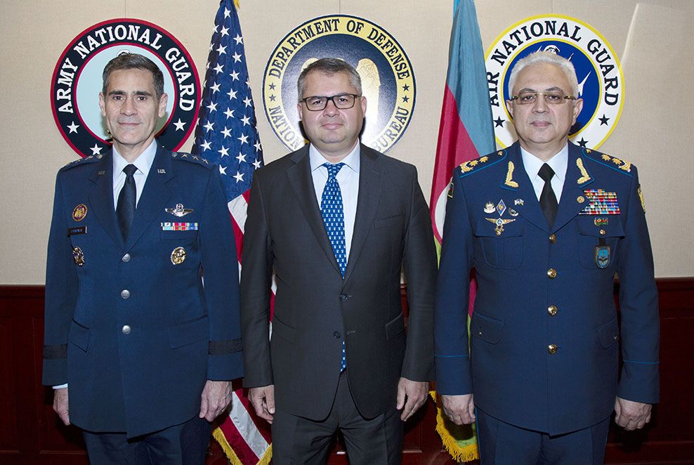 Training of Azerbaijani military pilots discussed in USA