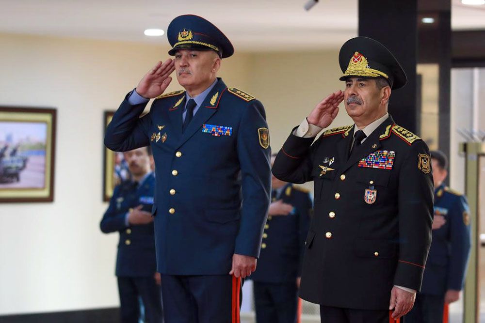 Azerbaijani, Kazakh defense ministers eye military prospects [PHOTO]