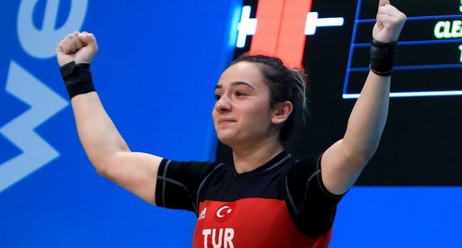 Another Turkish weightlifter devotes her victory to Azerbaijan [VIDEO]