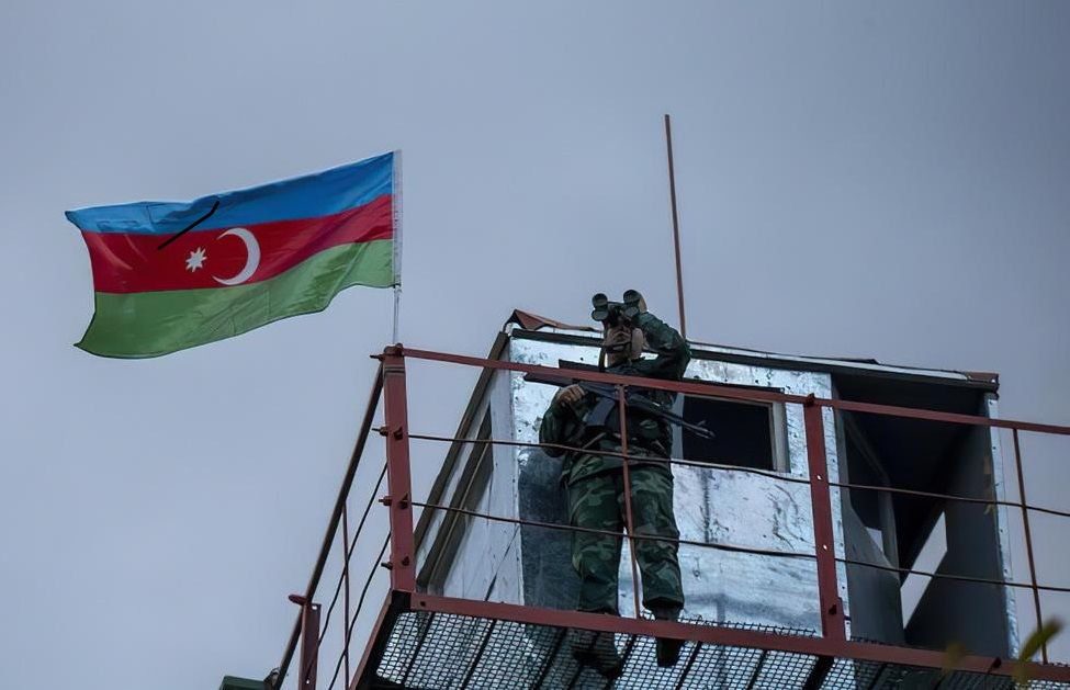 Checkpoint set up on border with Armenia