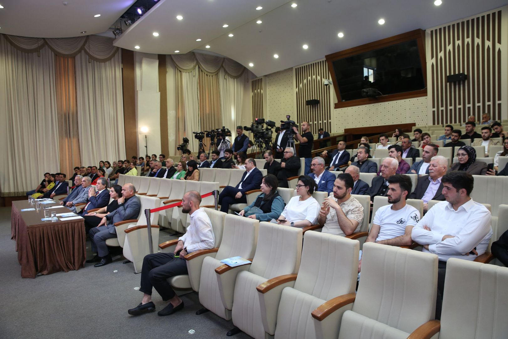 Slider Image 1