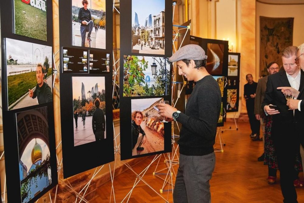 Azerbaijani embassy exhibited Belgian photographers' work describing Baku [PHOTOS/[VIDEO] - Gallery Image