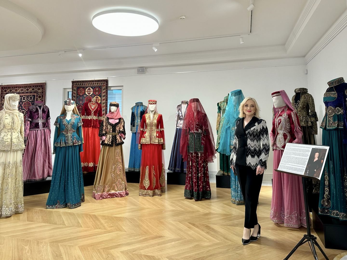 Famous national designer demonstrates her collection in Belgrade [PHOTOS/VIDEO]