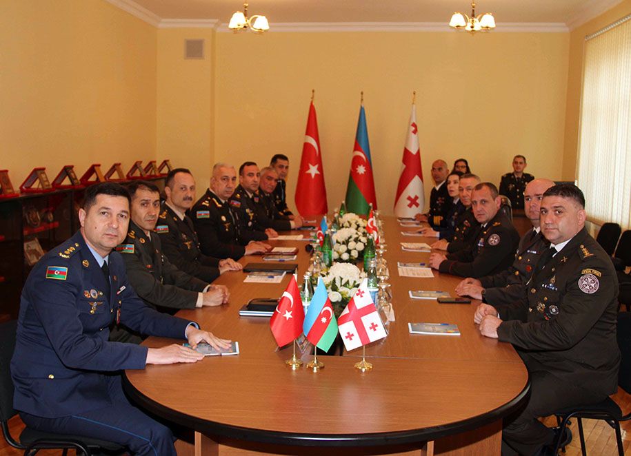Azerbaijan, Georgia & Turkiye discuss military co-op
