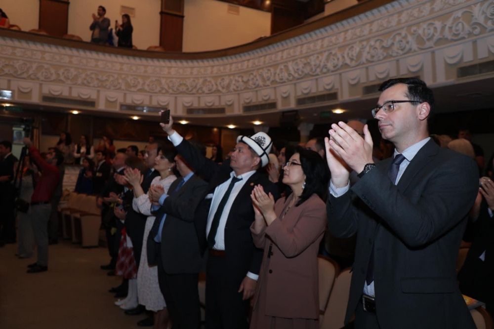 Turkic Culture and Heritage Foundation premiers play based on Kyrgyz writer's work [PHOTOS] - Gallery Image